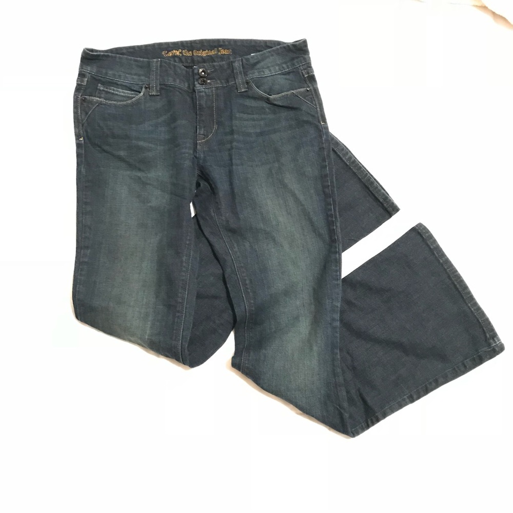NWOT Levi’s “Bell 423” Dark Denim Flare Jeans
